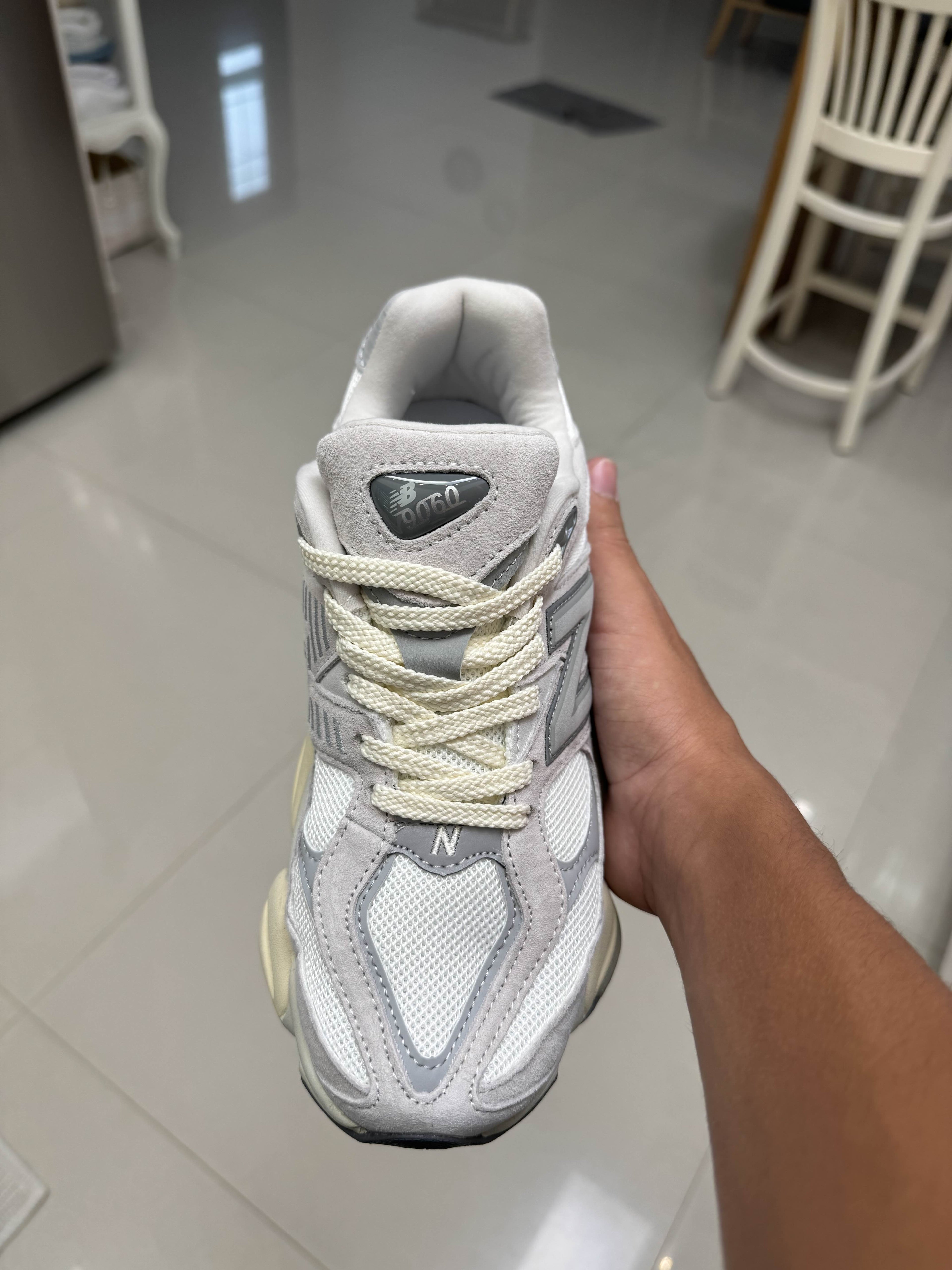 New Balance 9060 grey & white